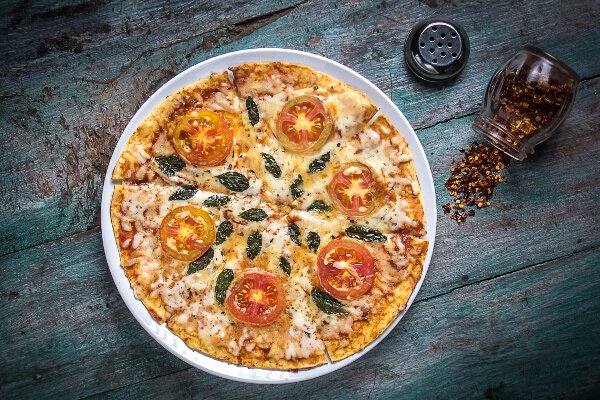 Margherita Biscuit Pizza