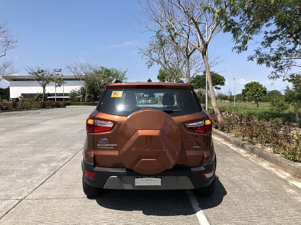 EcoSport back 2