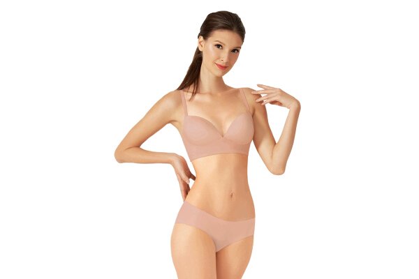 Avon Fashions Body Illusion