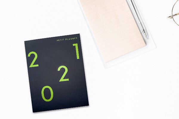 2021 Petit Planner_Flatlay